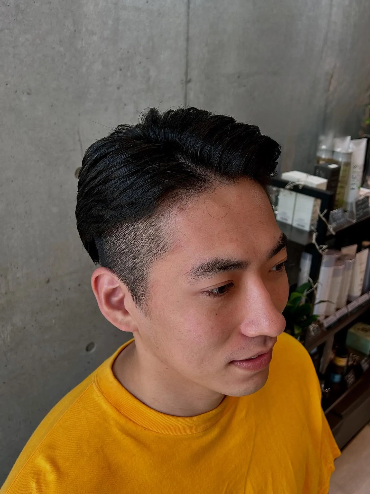 【20代 爽やかビジネスショート】